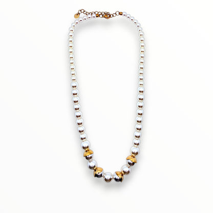 Collana Blanche