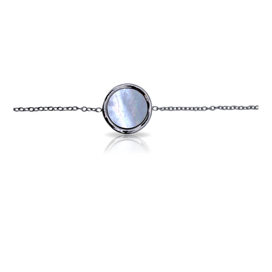 Primo piano del bracciale Medea Peccati di Moda con finitura silver