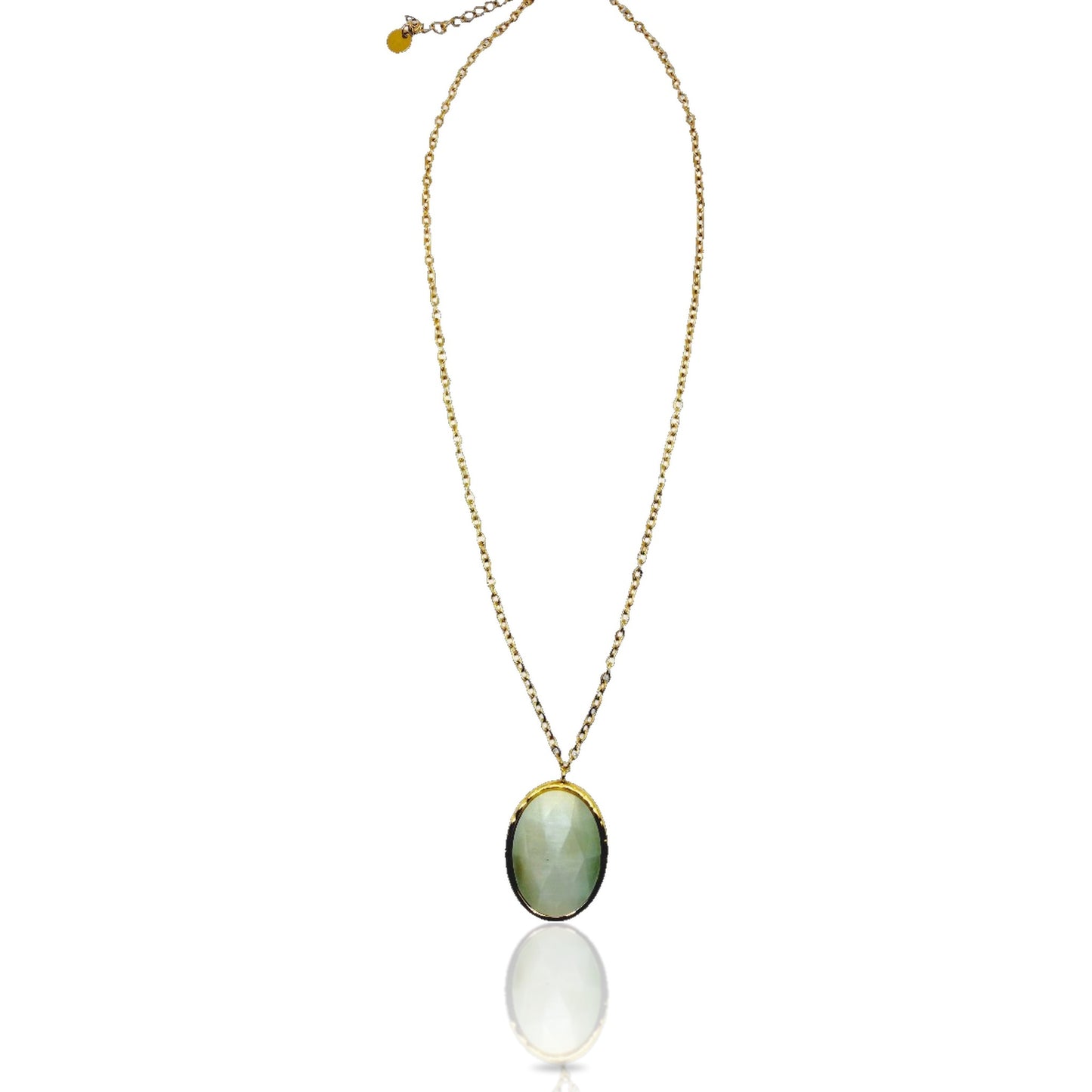 Catena in acciaio dorato con pendente pietra verde opalescente